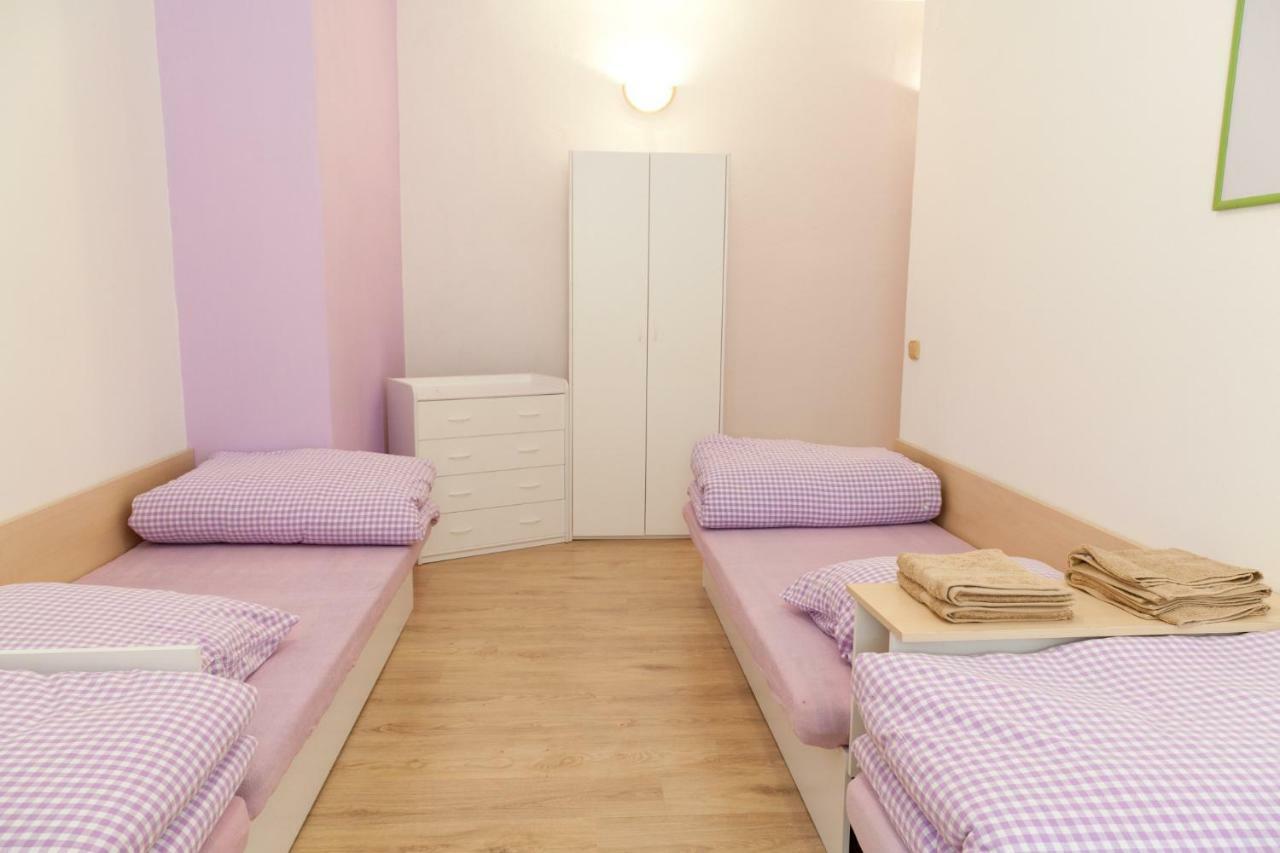 Restaurace Penzion Pod Sumarnikem Tvarozna Lhota Bagian luar foto
