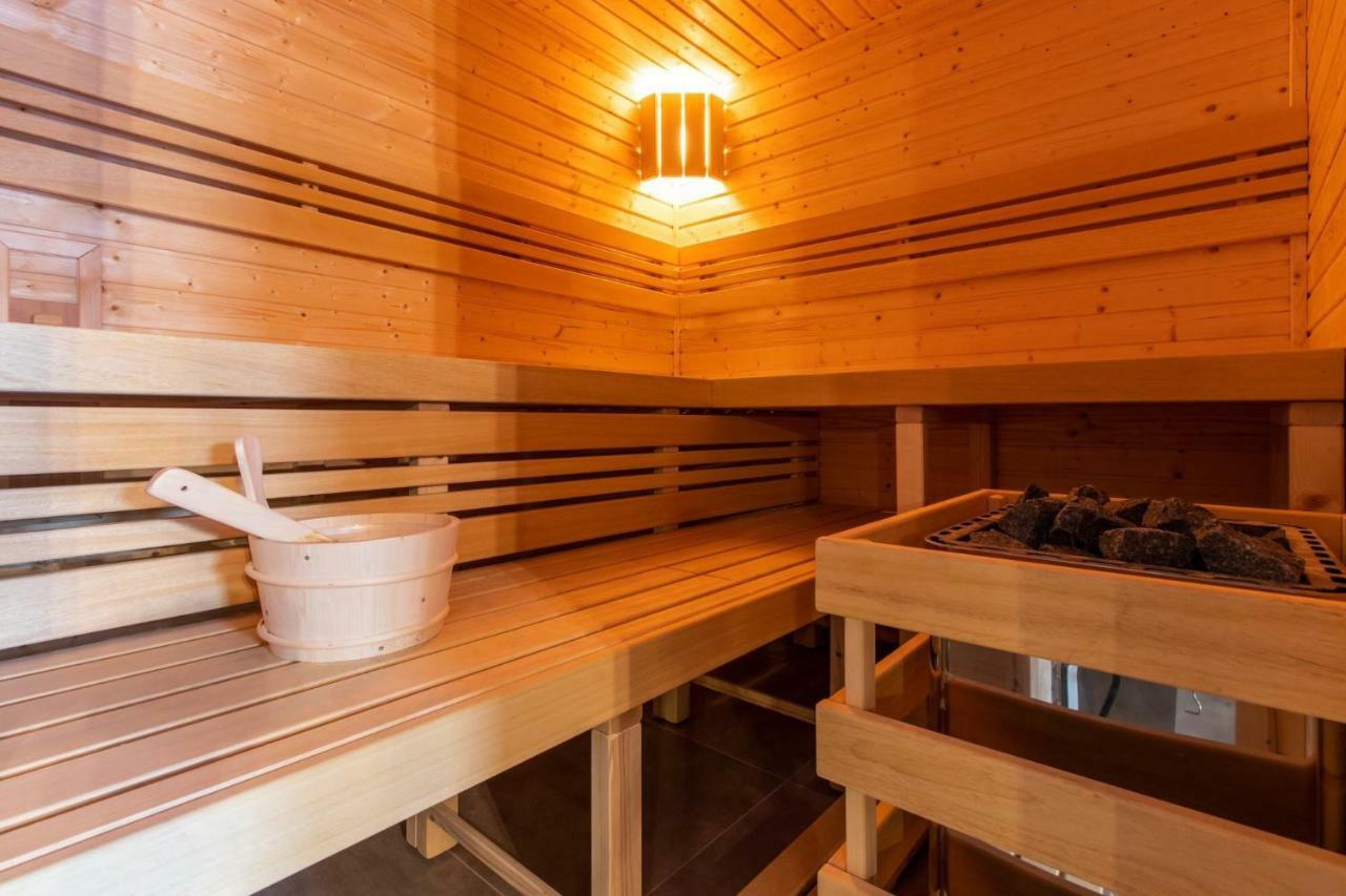 Restaurace Penzion Pod Sumarnikem Tvarozna Lhota Bagian luar foto