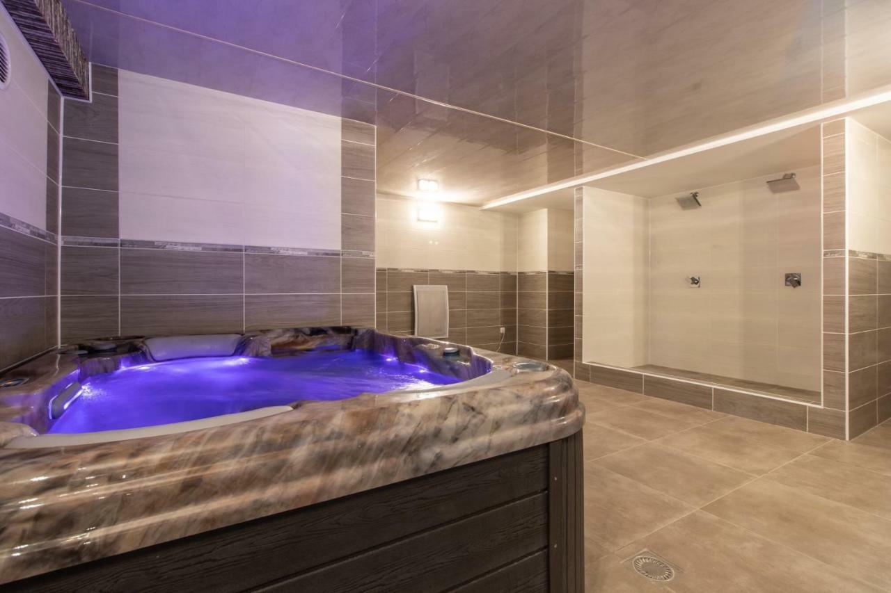 Restaurace Penzion Pod Sumarnikem Tvarozna Lhota Bagian luar foto
